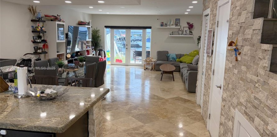 Condo à North Miami Beach, Floride, 2 chambres № 1967220