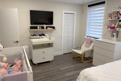 Copropriété à louer à North Miami Beach, Floride: 2 chambres, 138.05 m2 № 1967220 - photo 15