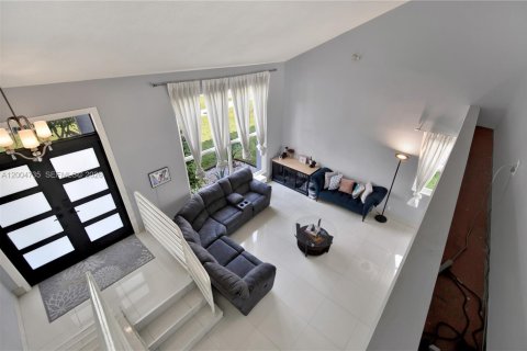 Villa ou maison à vendre à Palmetto Bay, Floride: 4 chambres, 199.55 m2 № 2068654 - photo 20