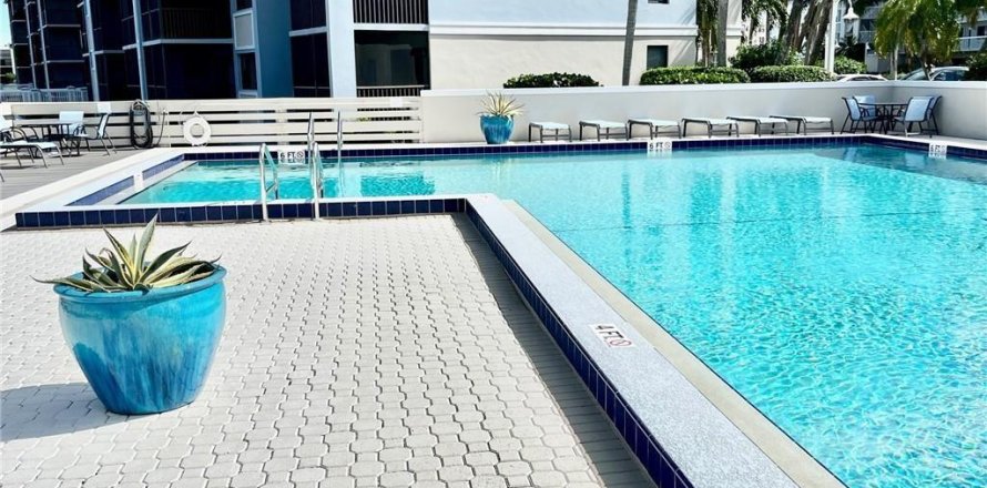 Condo à Stuart, Floride, 1 chambre № 1136236