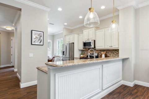 House in Lakewood Ranch, Florida 2 bedrooms, 183.67 sq.m. № 1679615 - photo 13