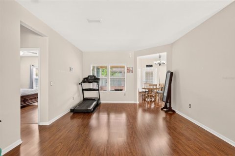 House in Gainesville, Florida 4 bedrooms, 244.98 sq.m. № 2312841 - photo 17