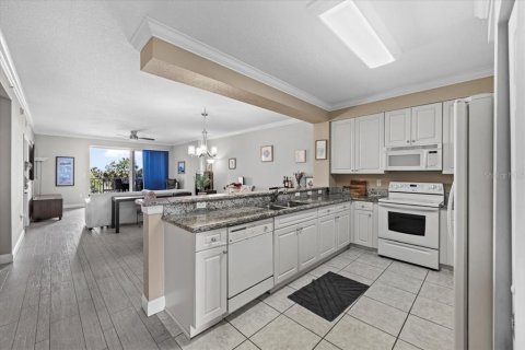 Condominio en venta en Palm Coast, Florida, 3 dormitorios, 152.36 m2 № 1625552 - foto 15