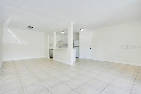 Condominio en venta en Maitland, Florida, 2 dormitorios, 97.64 m2 № 2095118 - foto 4