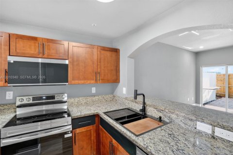 Copropriété à vendre à Miami, Floride: 2 chambres, 83.61 m2 № 2090333 - photo 5
