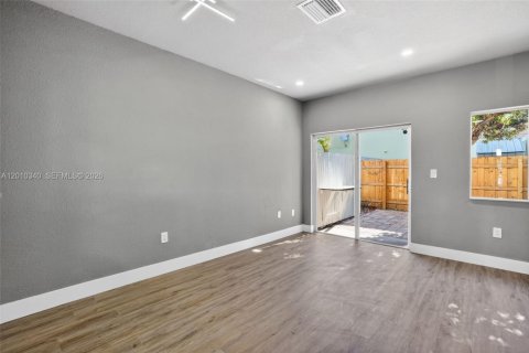 Copropriété à vendre à Miami, Floride: 2 chambres, 83.61 m2 № 2090333 - photo 10
