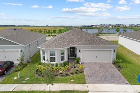 Casa en venta en Kissimmee, Florida, 3 dormitorios, 180.51 m2 № 1662163 - foto 1