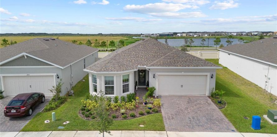 Casa en TOHOQUA en Kissimmee, Florida 3 dormitorios, 180.51 m2 № 1662163