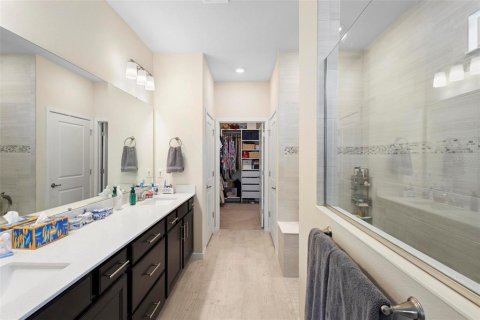 Casa en venta en Kissimmee, Florida, 3 dormitorios, 180.51 m2 № 1662163 - foto 18