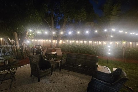 Casa en venta en Sunrise, Florida, 5 dormitorios, 139.73 m2 № 1762478 - foto 16