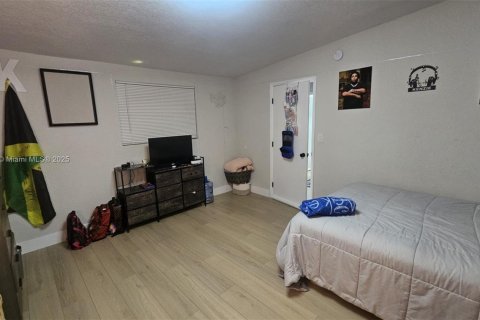 Casa en venta en Sunrise, Florida, 5 dormitorios, 139.73 m2 № 1762478 - foto 8