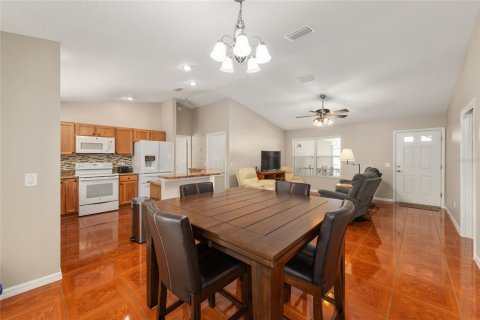 Casa en venta en The Villages, Florida, 3 dormitorios, 129.32 m2 № 2231128 - foto 12
