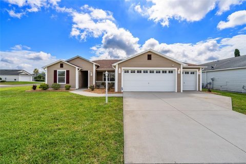 Casa en The Villages, Florida 3 dormitorios, 129.32 m2 № 2231128