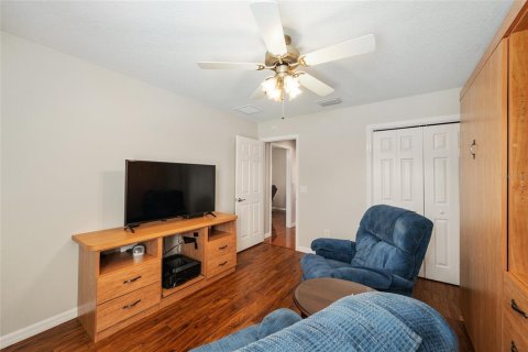 Casa en venta en The Villages, Florida, 3 dormitorios, 129.32 m2 № 2231128 - foto 29