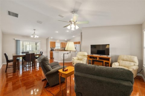 Casa en venta en The Villages, Florida, 3 dormitorios, 129.32 m2 № 2231128 - foto 8