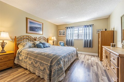 Condominio en venta en Belleair, Florida, 2 dormitorios, 99.22 m2 № 1509825 - foto 13