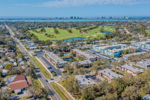 Condominio en venta en Belleair, Florida, 2 dormitorios, 99.22 m2 № 1509825 - foto 25