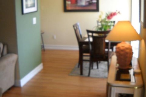 Condo in Sarasota, Florida, 1 bedroom  № 1558910 - photo 5