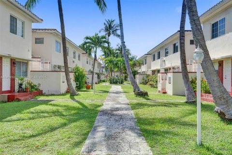 Copropriété à louer à Miami Beach, Floride: 1 chambre, 54.72 m2 № 1966233 - photo 21