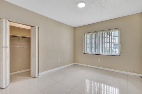 Copropriété à louer à Miami Beach, Floride: 1 chambre, 54.72 m2 № 1966233 - photo 17
