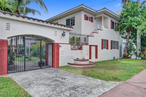 Copropriété à louer à Miami Beach, Floride: 1 chambre, 54.72 m2 № 1966233 - photo 10