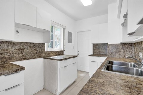 Copropriété à louer à Miami Beach, Floride: 1 chambre, 54.72 m2 № 1966233 - photo 13