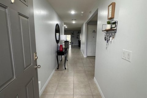 Купить виллу или дом в Кейп-Корал, Флорида 3 комнаты, 128.02м2, № 2182419 - фото 4