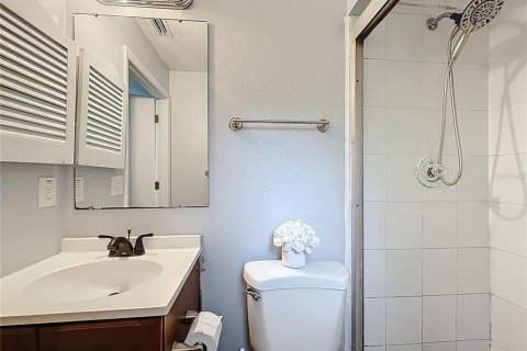 Купить виллу или дом в Маунт-Плимут, Флорида 8 комнат, 90.3м2, № 2148902 - фото 28