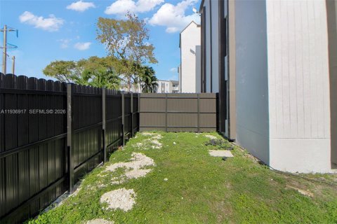 Copropriété à vendre à Doral, Floride: 1 chambre, 75.25 m2 № 1995607 - photo 18