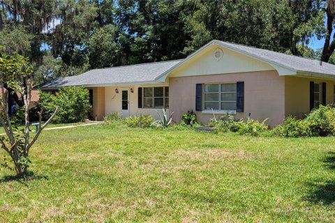 House in Eustis, Florida 3 bedrooms, 164.16 sq.m. № 2234638 - photo 3