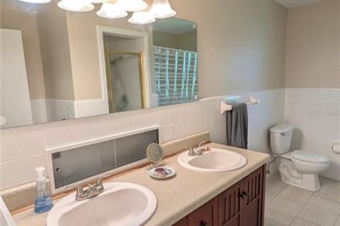 House in Eustis, Florida 3 bedrooms, 164.16 sq.m. № 2234638 - photo 16