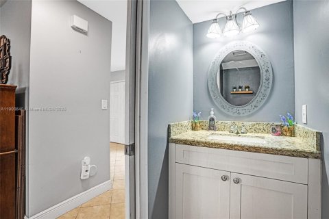 Villa ou maison à vendre à Miami, Floride: 3 chambres, 160.91 m2 № 1965036 - photo 6