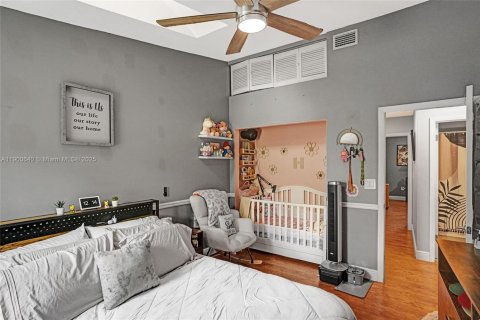 Villa ou maison à vendre à Miami, Floride: 3 chambres, 160.91 m2 № 1965036 - photo 20