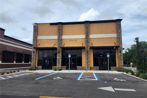 Propiedad comercial en alquiler en Orlando, Florida № 1629111 - foto 1