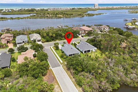 Casa en Palm Coast, Florida 4 dormitorios, 229 m2 № 2200581