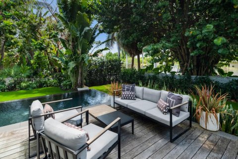 Villa ou maison à vendre à Miami Beach, Floride: 3 chambres, 388.8 m2 № 1738979 - photo 27
