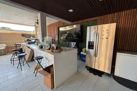 Купить виллу или дом в Хайалиа, Флорида 6 спален, 314.29м2, № 1939692 - фото 11