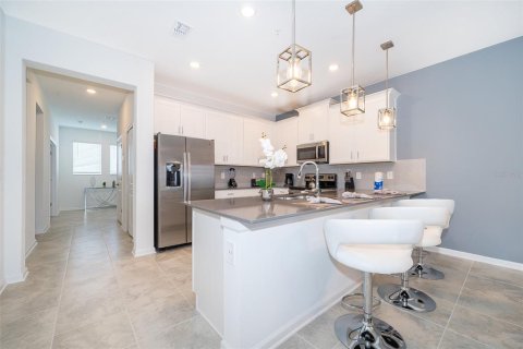 Copropriété à louer à Davenport, Floride: 3 chambres, 166.11 m2 № 2098668 - photo 11