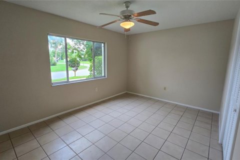 Villa ou maison à louer à Hudson, Floride: 2 chambres, 76.55 m2 № 2424342 - photo 15