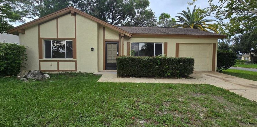 Villa ou maison à Hudson, Floride 2 chambres, 76.55 m2 № 2424342