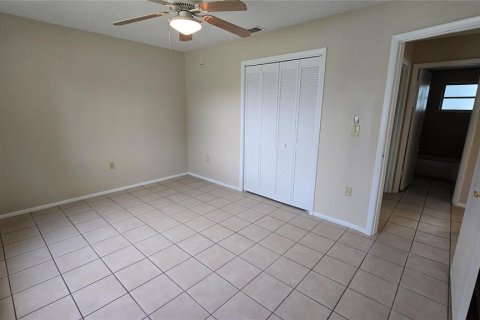 Villa ou maison à louer à Hudson, Floride: 2 chambres, 76.55 m2 № 2424342 - photo 16