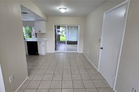 Villa ou maison à louer à Hudson, Floride: 2 chambres, 76.55 m2 № 2424342 - photo 6