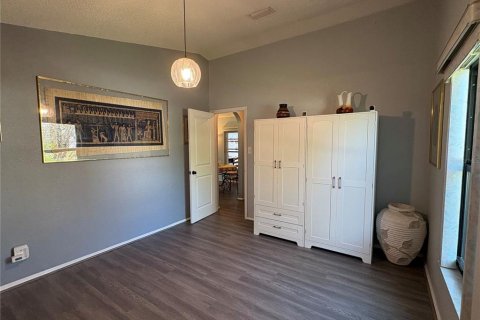 Villa ou maison à vendre à Tampa, Floride: 4 chambres, 159.98 m2 № 2142223 - photo 28