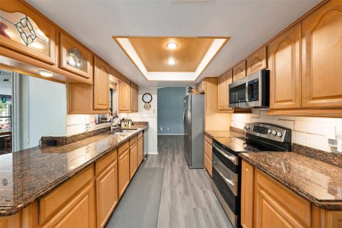 Villa ou maison à vendre à Tampa, Floride: 4 chambres, 159.98 m2 № 2142223 - photo 3