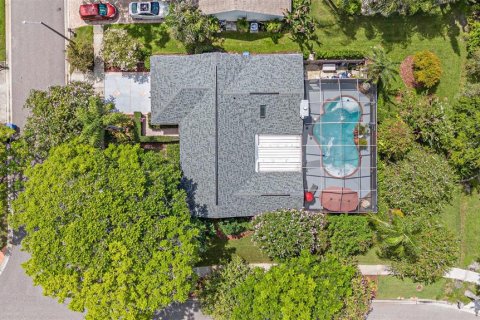 Villa ou maison à vendre à Tampa, Floride: 4 chambres, 159.98 m2 № 2142223 - photo 4