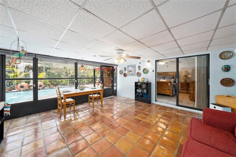 Villa ou maison à vendre à Tampa, Floride: 4 chambres, 159.98 m2 № 2142223 - photo 30