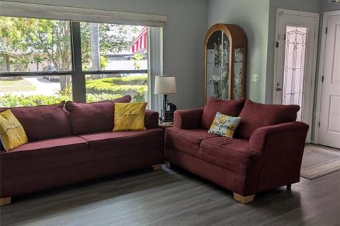 Villa ou maison à vendre à Tampa, Floride: 4 chambres, 159.98 m2 № 2142223 - photo 8