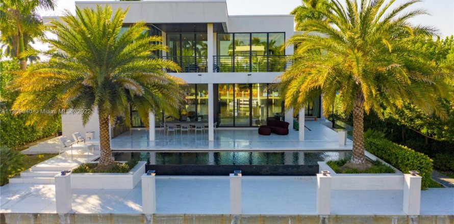 Villa ou maison à Fort Lauderdale, Floride 4 chambres, 432.37 m2 № 1859972