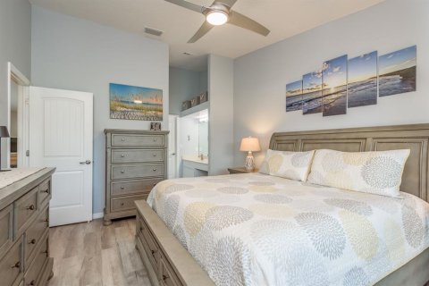 Townhouse in Dunedin, Florida 2 bedrooms, 103.49 sq.m. № 1899824 - photo 27
