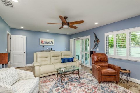 Townhouse in Dunedin, Florida 2 bedrooms, 103.49 sq.m. № 1899824 - photo 21